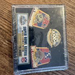 SUPER BOWL XXXVII RIVALRY PIN SET 1132-5000. Bucs Vs. Raiders. Unopened