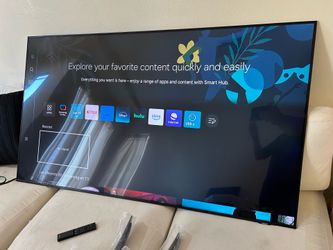 Samsung 65" 4K Smart TV + Stand + Remote - Excellent Condition