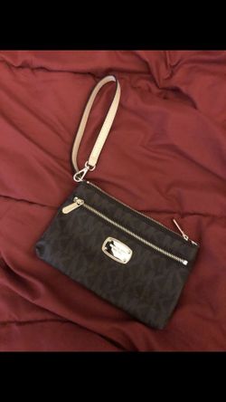 Mk wristlet