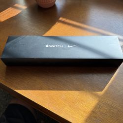 Apple Watch Nike Series 6 LTE