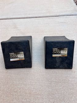 Rubber wheel chocks