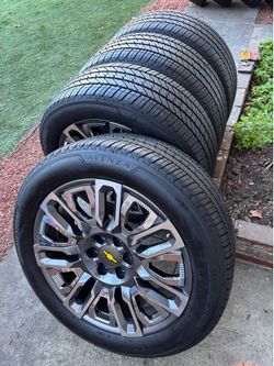22 Chevy Silverado wheels and tires Tahoe Yukon sierra suburban