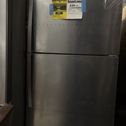 Whirlpool Refrigerator 