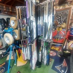 Softball and BASEBALL BATS MOST SIZES