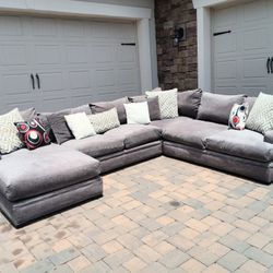 Oversized U Shaped Sectional 