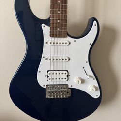 Yamaha Pacifica PAC012 Electric Guitar 