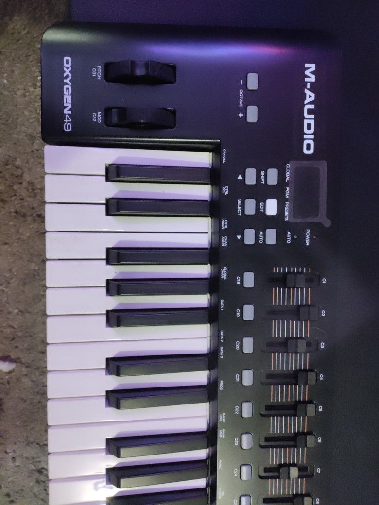 M-Audio Oxygen49 49 Key Keyboard