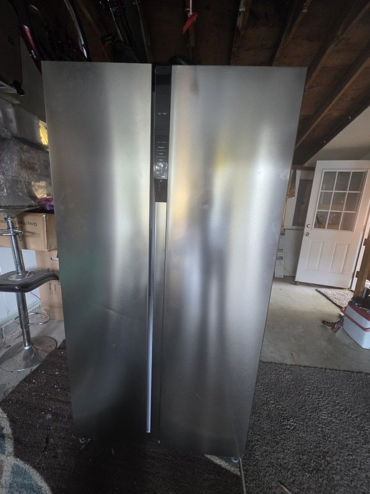 Frigidaire Refrigerator