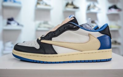 Travis Scott Fragments 