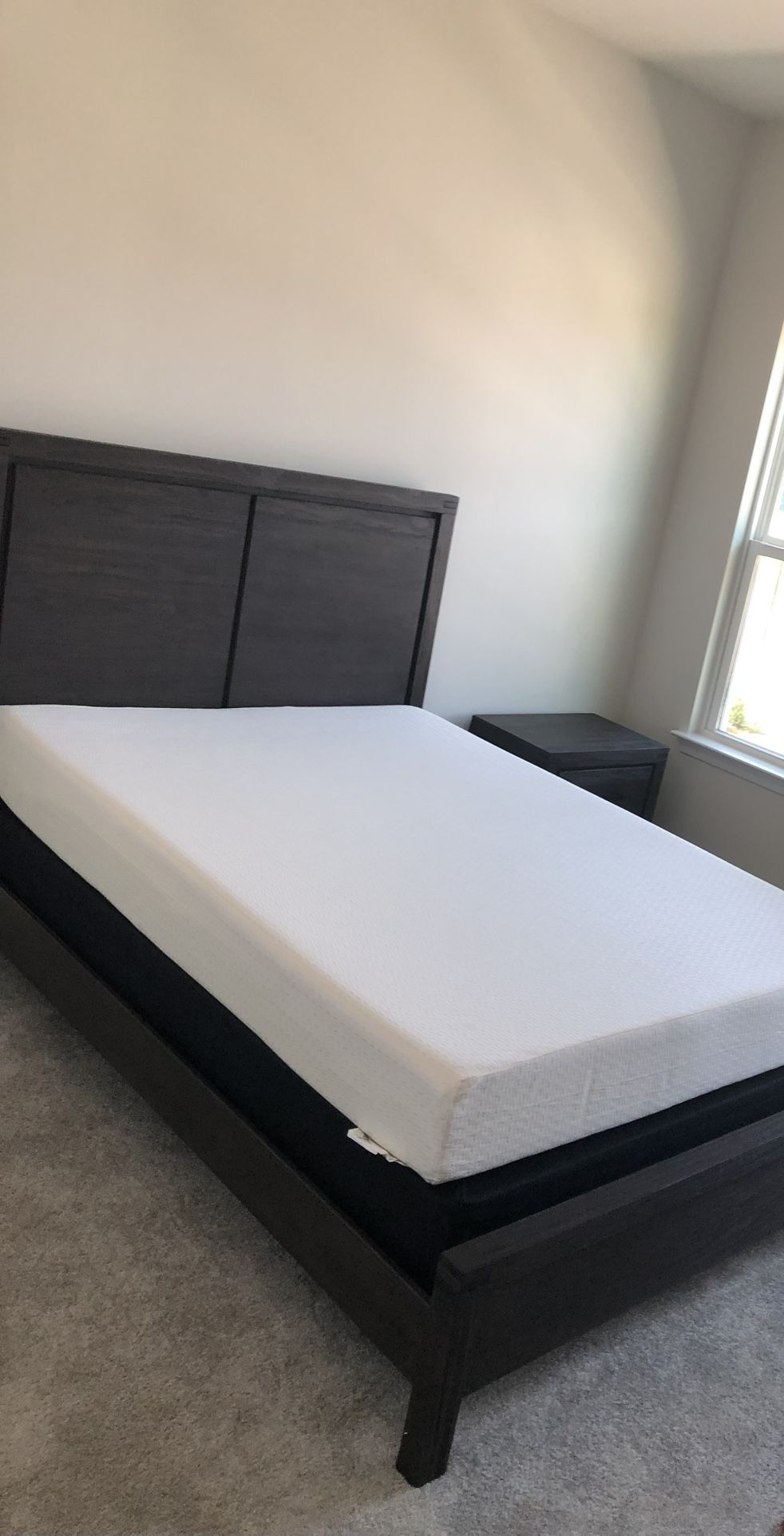 Full Bed / Box Spring And Frame