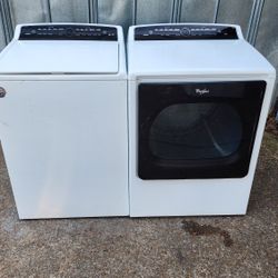 Whirlpool Washer And Dryer 