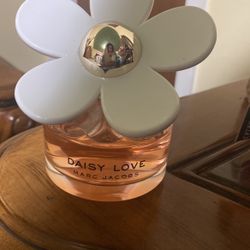 Daisy Love/ Marc Jacobs 3.4oz 100ml