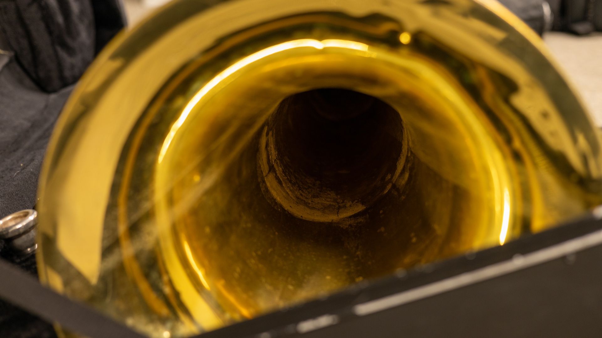 Tuba - Allora 
