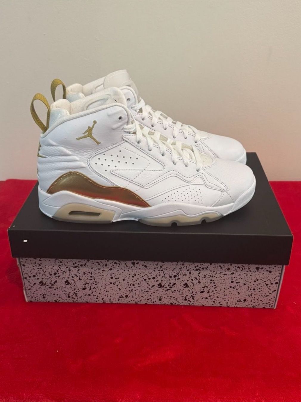 New White/Gold Women’s Jordan MVP MG Sneakers - Size 9.5