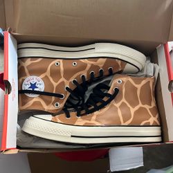 Converse Glow In Dark Size 10.5