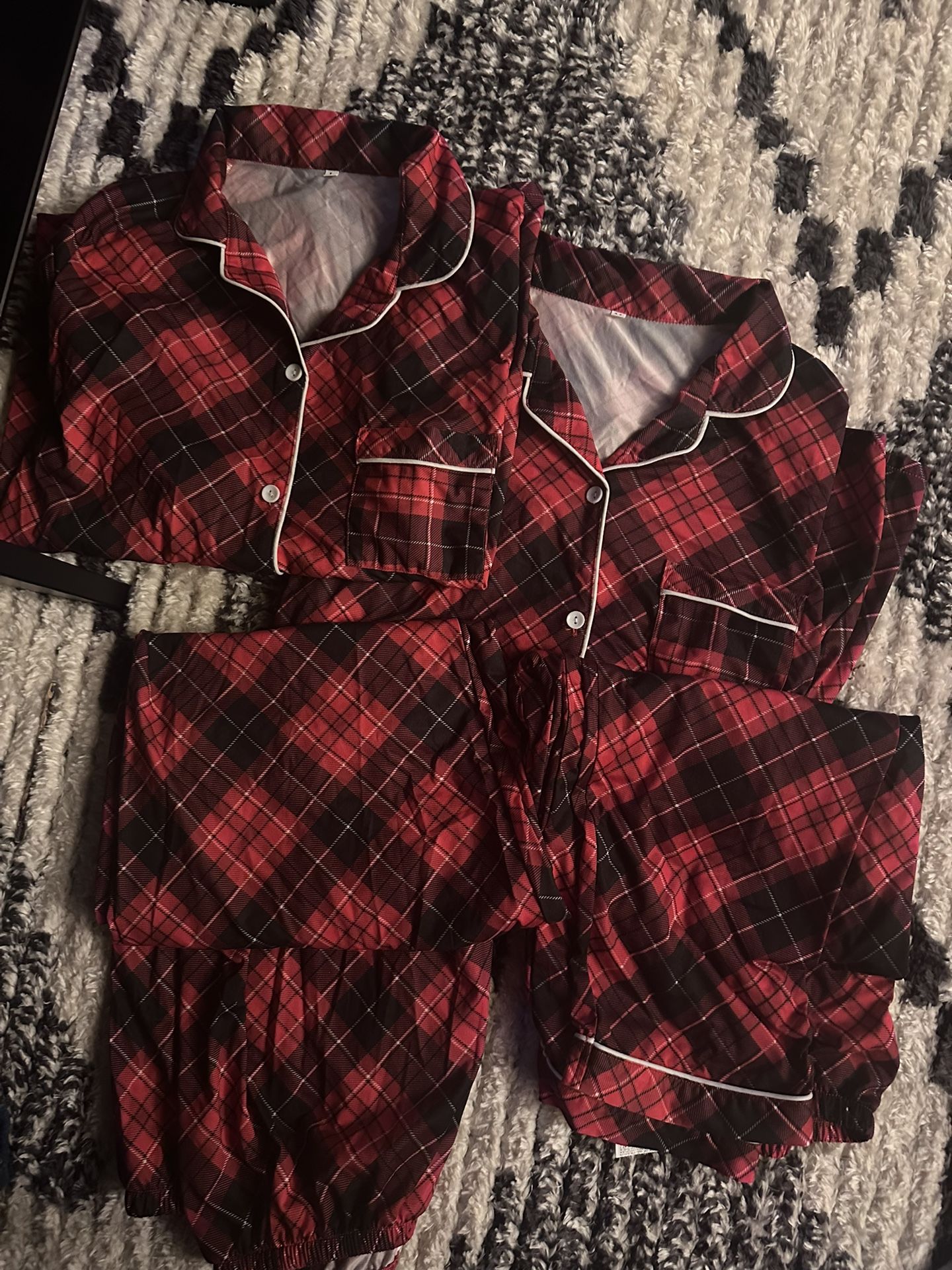 Size M&XLChristmas Pajamas Women Price Is For Both 
