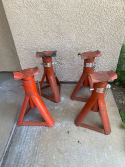 Selling Two Sets Of Vintage Car Stands Asking $30 each Set