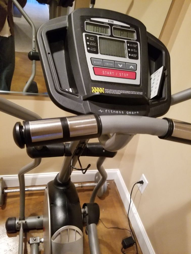 Fitness gear 820 elliptical for Sale in Smyrna GA OfferUp