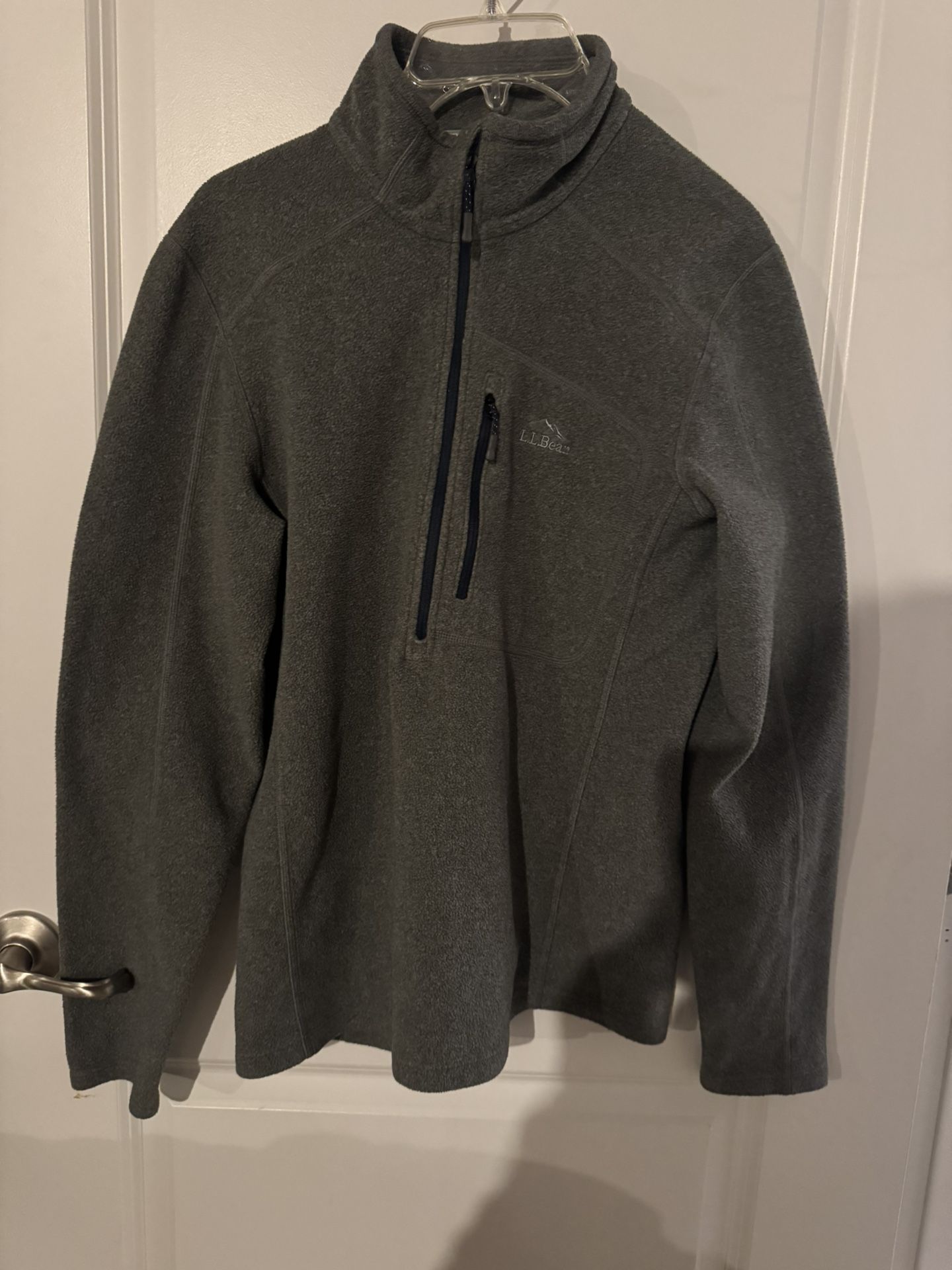 L.L. Bean Polyester Pullover in Gray