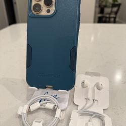 iPhone 14 Pro Max 256GB Unlocked – Gold - Excellent Condition + OtterBox, Wired EarPods, cable