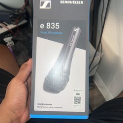 E 835 Vocal Microphone