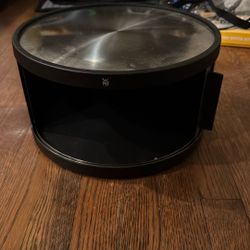 Bread box 