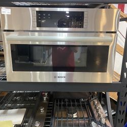 Bosch 500 Series  HMB50152UC 30 Inch Built-In Microwave Oven with 1.6 cu. ft. Capacity
