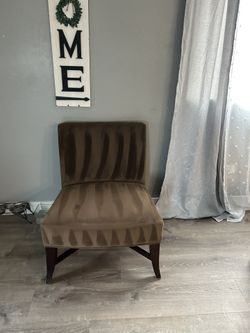 Accent chair Suede Good Condition 
