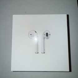 Airpods with charging case