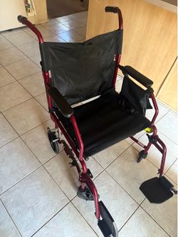 Medium wheelchair