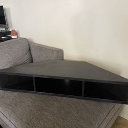 TV/ Media Shelf (Corner Mount)