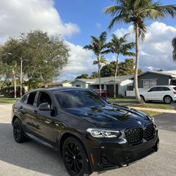 2022 BMW X4 