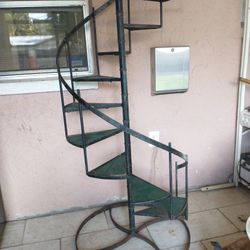 Plant Stand