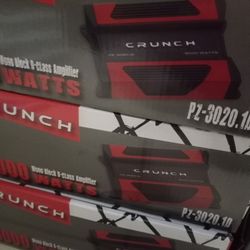3000 Watts Crunch Amplifier , 250 Dlls