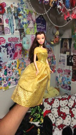 2005 Disney princess glitter princess belle doll