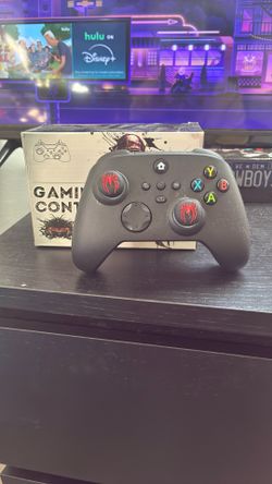 Wireless Gaming Controller