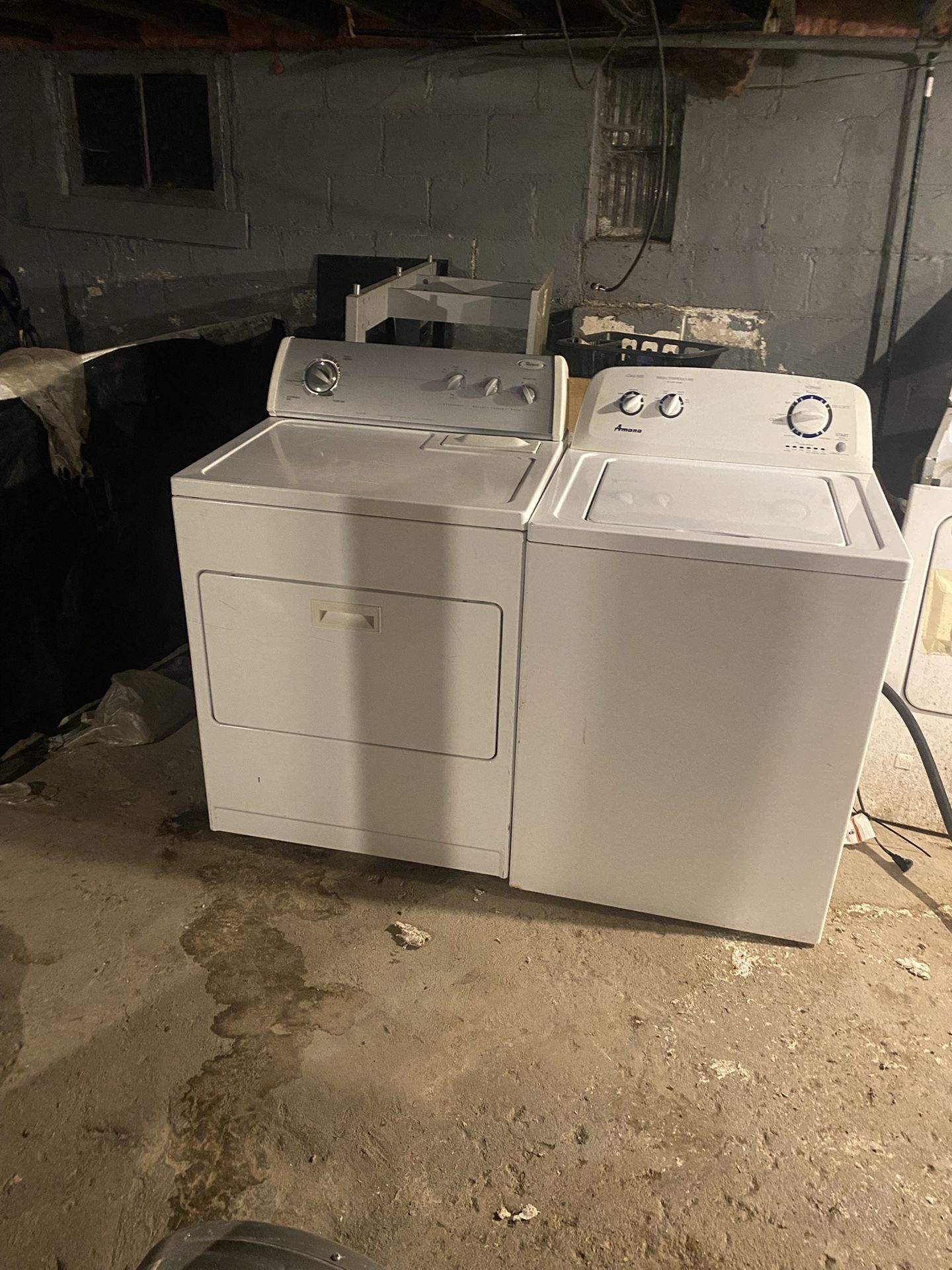 Amana Washer And Whirlpool Electric Dryer