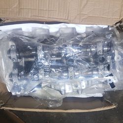 New cilinder head 3.6l jeep journey 300