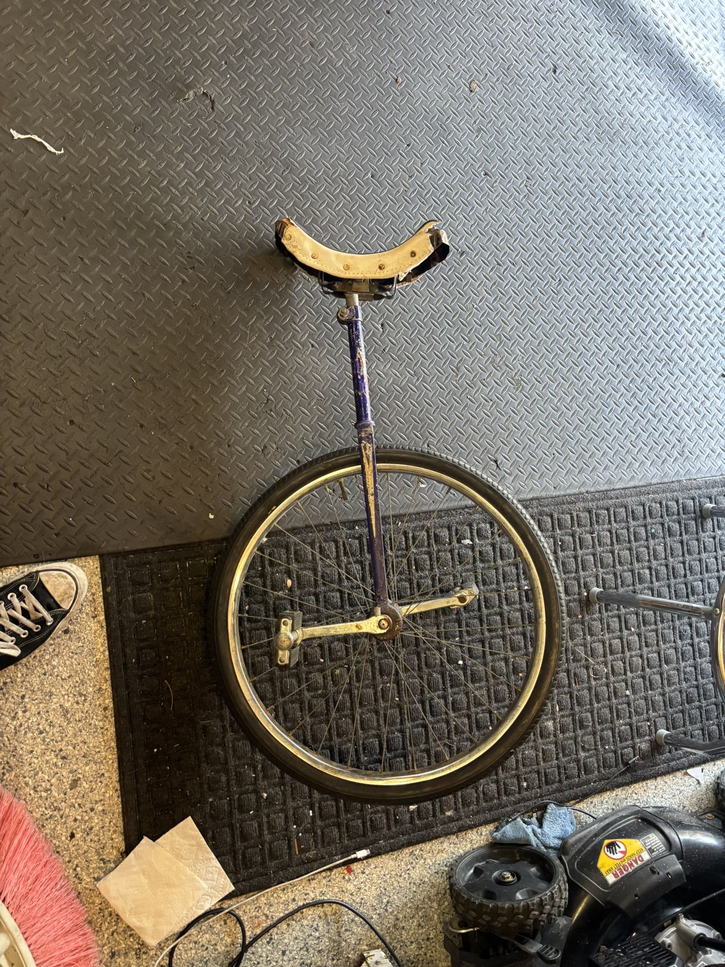 Unicycle