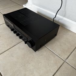 Yamaha RX-300U Natural Sound Stereo Receiver -Tested & Working