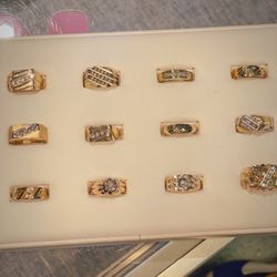 Men’s gold diamond rings