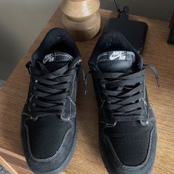 Travis Scott lows (comes with other laces too) 