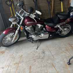 2006 Honda VCT 1300C