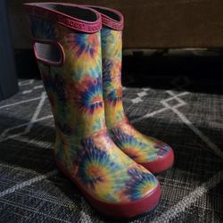 Kids Bogs Size 12 Rain Boots