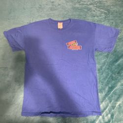 2013 University of Florida Gators unisex tee in size medium by Gildan Blue