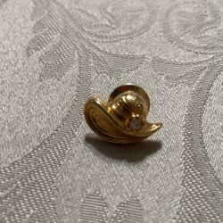 Vintage Avon Hat Lapel Pin Gold Tone Metal W/ Rhinestone