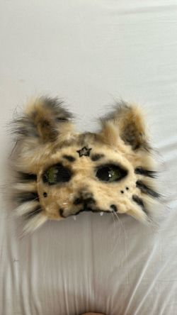 Mask and tail