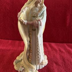 Vintage 1985 Lenox Beautiful Rapunzel Figurine “The Legendary Princess” Porcelain
