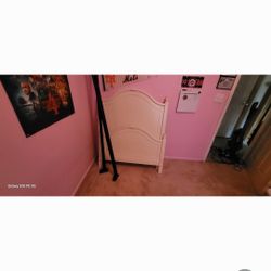 Twin Bed