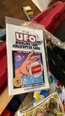 The UFO whirling Card Helicopter Card Disneyland Magic Shop